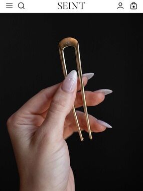 Sent hair pin (French)